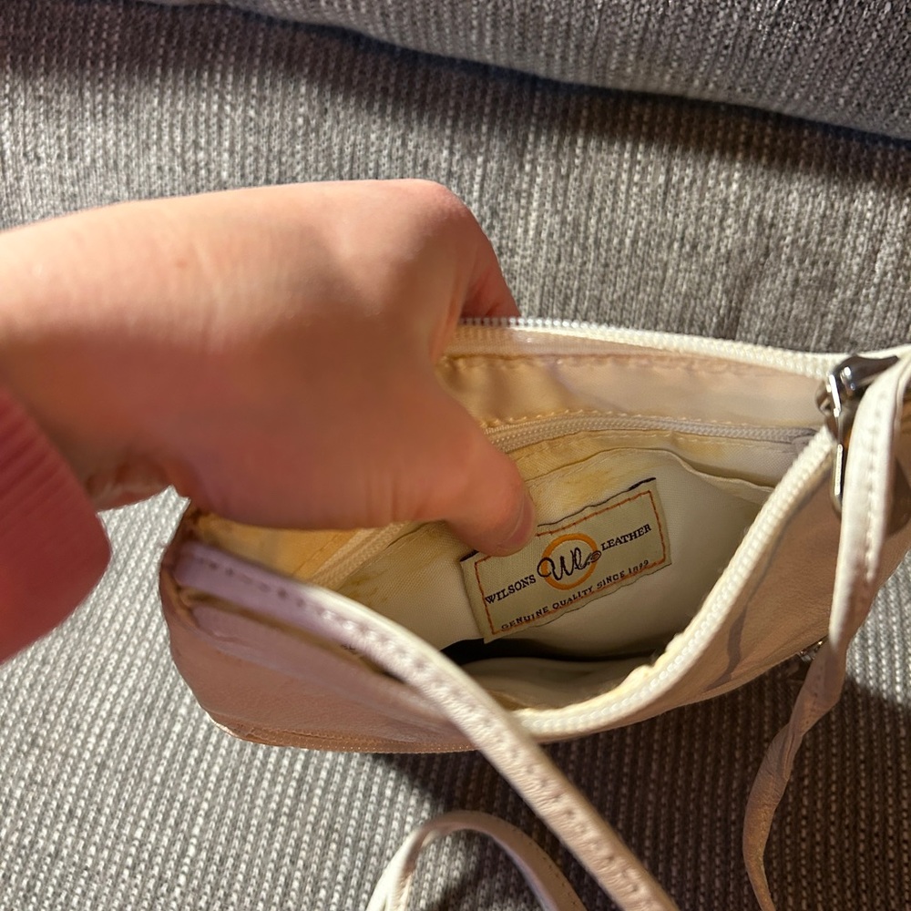 Minimalist White Crossbody Bag - Lightweight Everyday Purse (city purse) - Picture 5 of 5